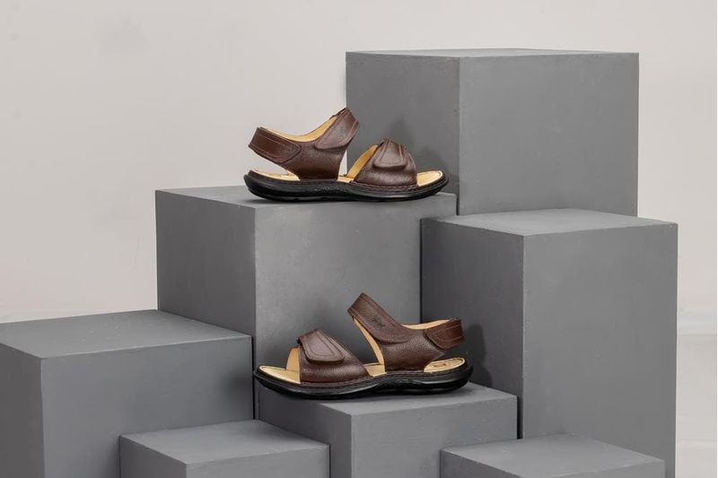 Sandalia-Doctor-Shoes-Couro-917301-Marrom